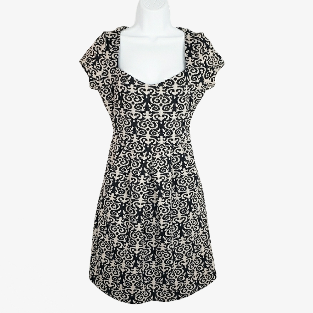 Anthropologie deletta caledonia black ivory damask printed sweater dress